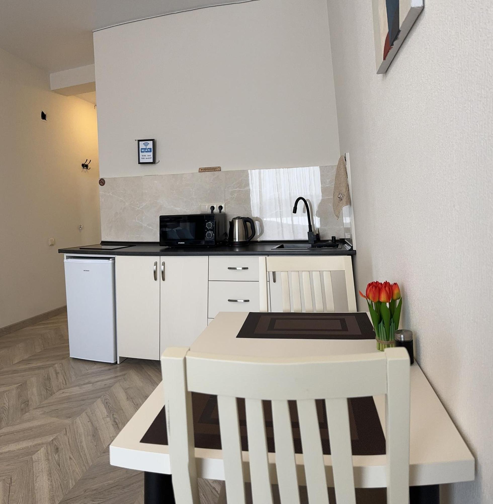 Brothers Apartments With Terrace In Old Tbiliszi Kültér fotó